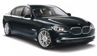 Автомобиль BMW 7-Series